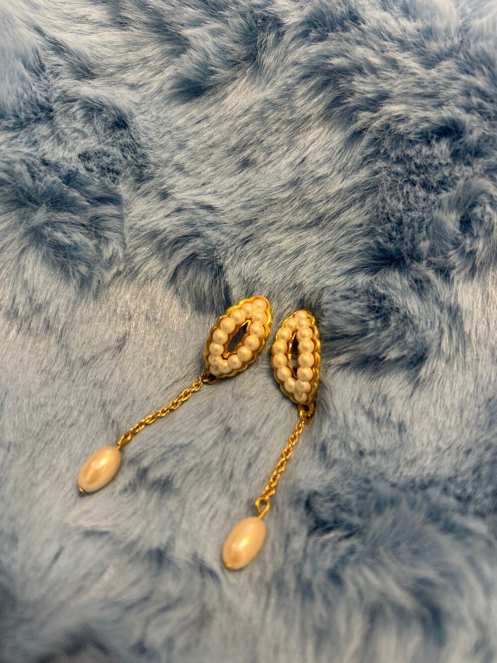 Vintage Faux Pearl Dangle Earrings Gold Tone Chain Drop
